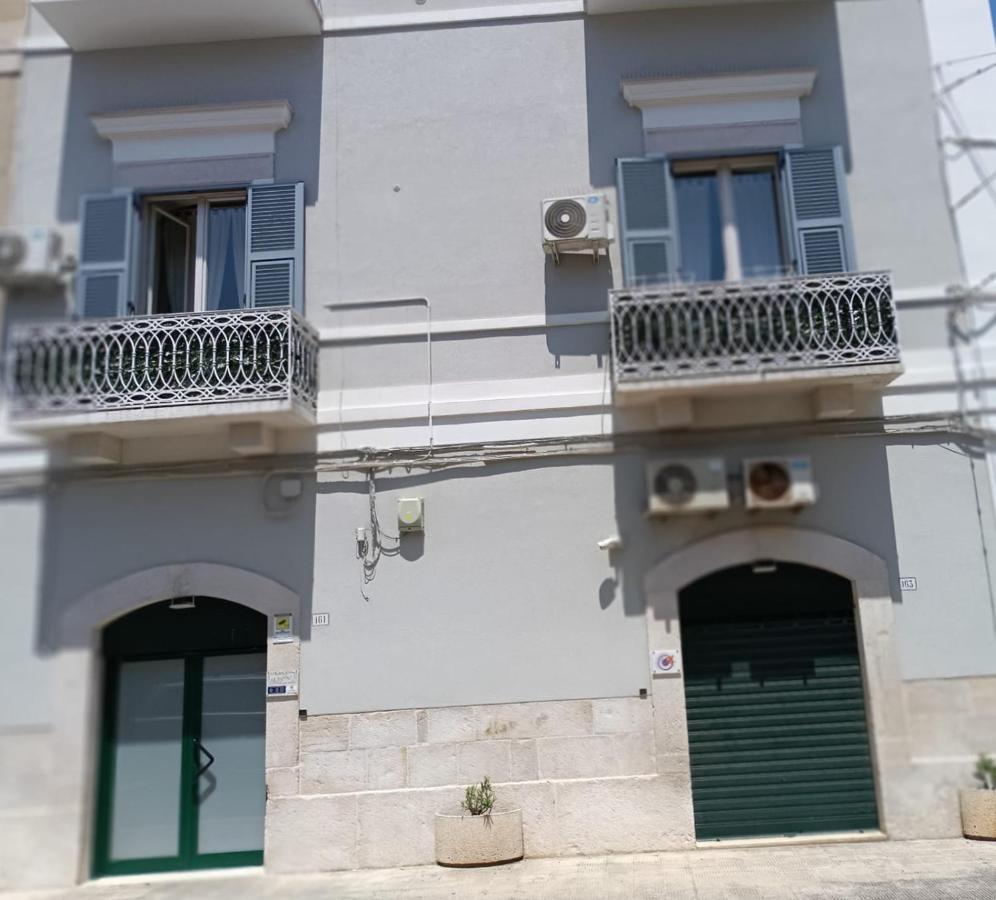 B&B La Reggia Del Sol Trani Exterior foto